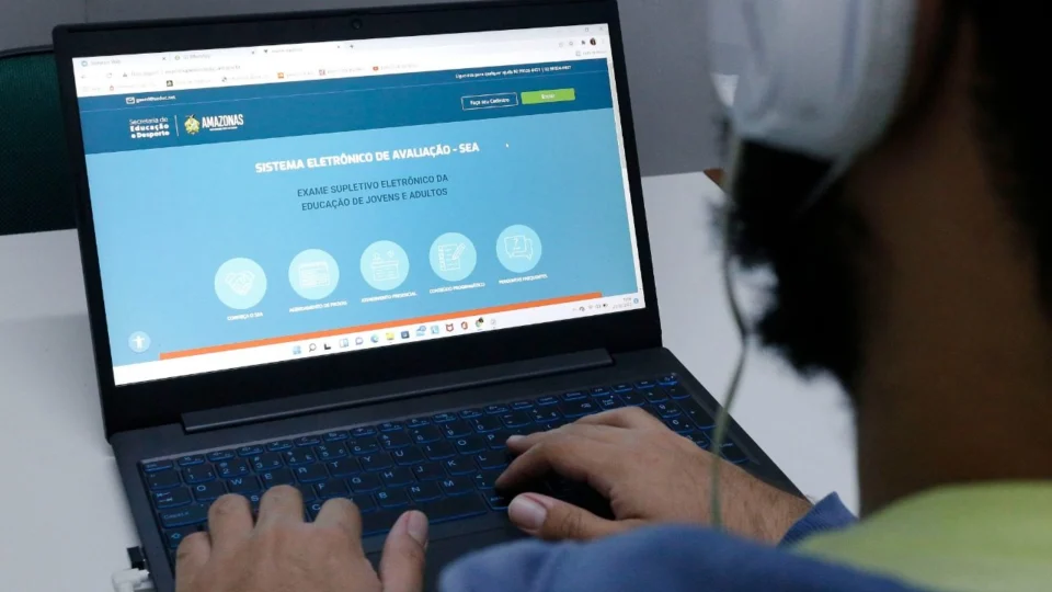 Vagas para supletivo da Seduc-AM esgotam em 24 horas; novas inscrições ocorrerão em junho