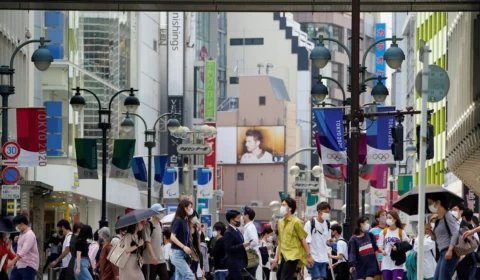 Japão vê disseminação inédita da covid-19 e recorde de casos em Tóquio
