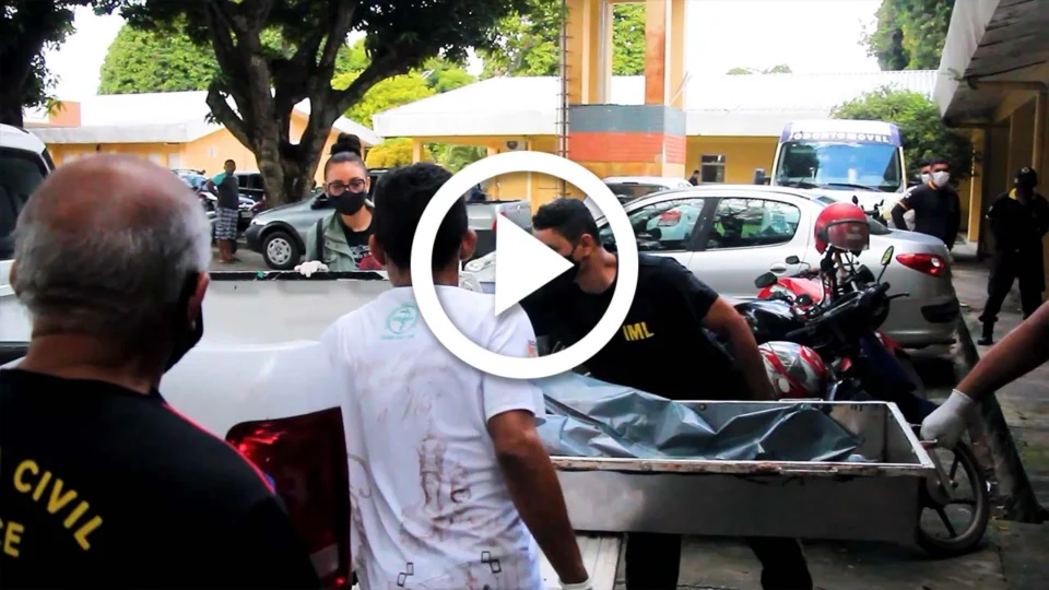 VÍDEO: adolescente é assassinado com facada no coração em Parintins, interior do Amazonas