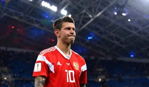 Fifa impõe medidas restritivas para participação de atletas russos na Copa do Mundo; hino do país não poderá ser executado