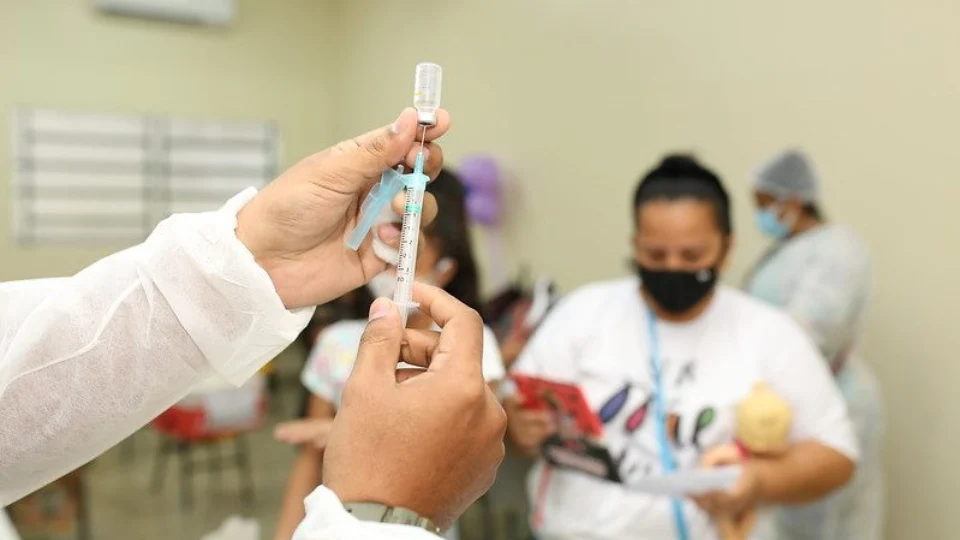 Confira os 51 pontos de vacinação contra Covid disponíveis em Manaus nesta segunda-feira
