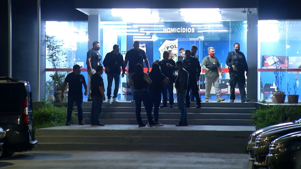 VÍDEO: em Manaus, mega operação fez buscas por casal de empresários