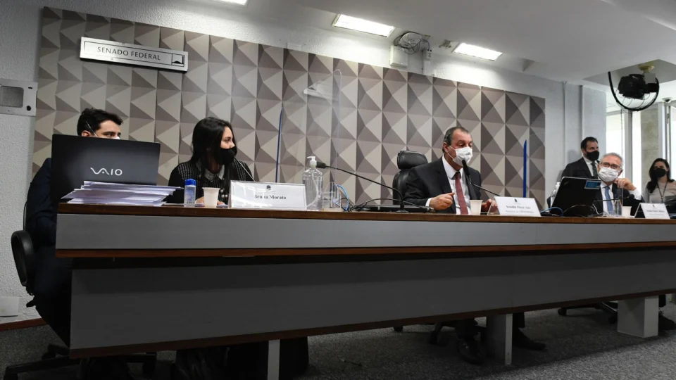 CPI da Covid convoca empresário Otávio Fakhoury, suspeito de financiar ‘notícias falsas’