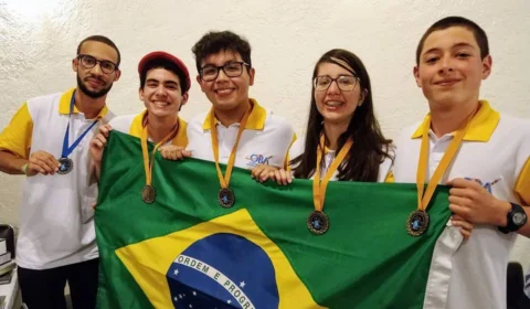 Amazonense fez parte da equipe brasileira que conquistou cinco ouros em olimpíada de astronomia e astronáutica no Peru