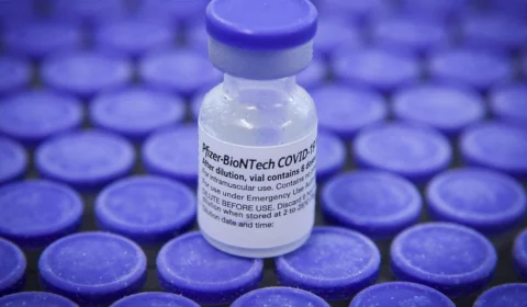 Pfizer solicita à Anvisa uso definitivo da vacina contra Covid-19 para crianças no Brasil