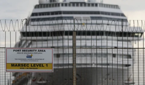 Associação de cruzeiros mantém suspensão de operações até 18 de fevereiro