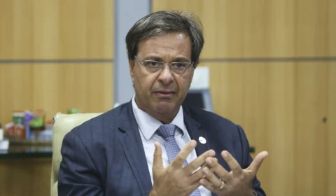 Covid-19: Ministro do Turismo testa positivo