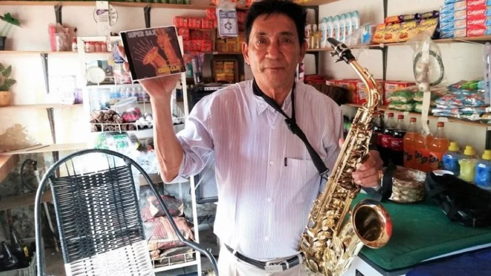 Morre aos 78 anos o saxofonista Chico Caju, expoente da música de beiradão do Amazonas