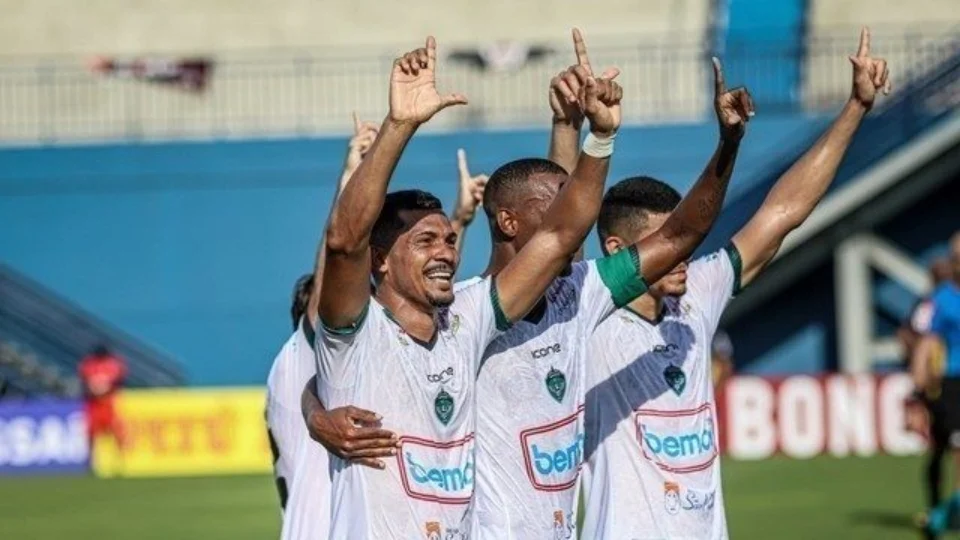 Manaus FC enfrenta Novorizontino no próximo domingo e CBF divulga nomes de árbitros para a partida