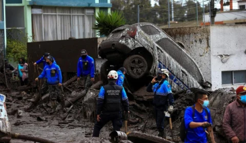 Deslizamento de terra deixa 22 pessoas mortas, no Equador
