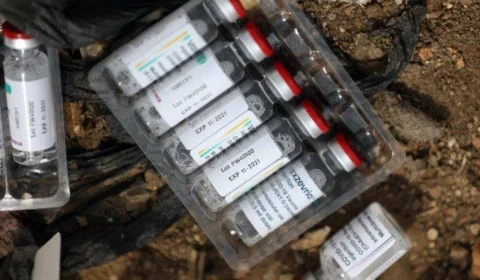 Nigéria destrói 1 milhão de doses de vacinas contra a Covid-19 vencidas