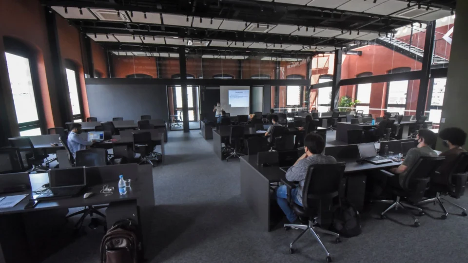 Em Manaus, Semtepi abre 75 vagas em cursos de Inovação e Indústria 4.0