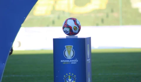 Ingressos para o assistir o duelo entre Manaus FC e Tomense seguem sendo vendidos em oito pontos da capital