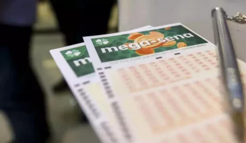 Mega-Sena acumula: ninguém acerta as seis dezenas e prêmio vai a R$ 165 milhões