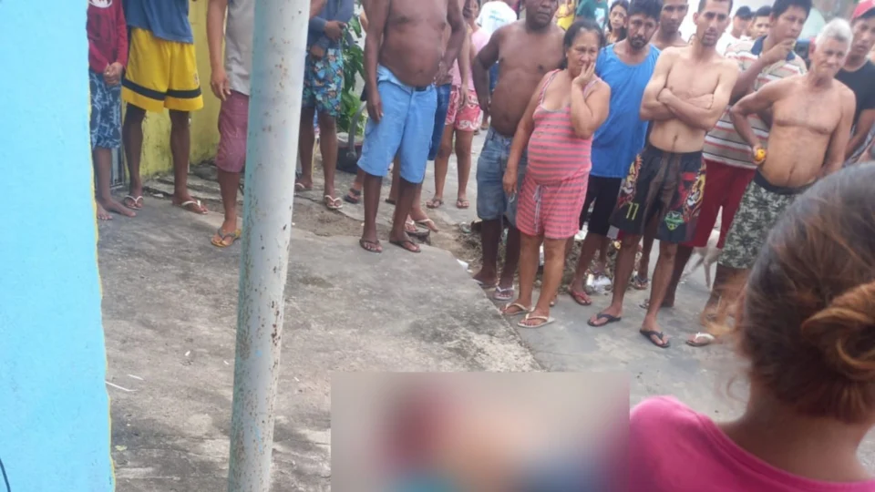 Jovem de 21 anos é morto com vários tiros nas costas e na cabeça na Zona Leste de Manaus