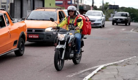 Manaus tem três postos de inscrição presencial para programa ‘Kit Pneus’; saiba onde