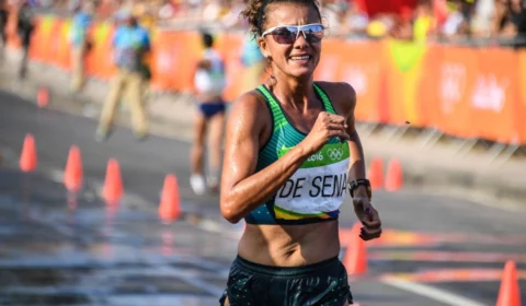 Érica Sena fica em 11º lugar na marcha atlética após infração
