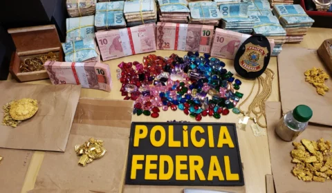 Operação Alóctonas apreende ouro, jóias, pedras preciosas e armas em Japurá no AM