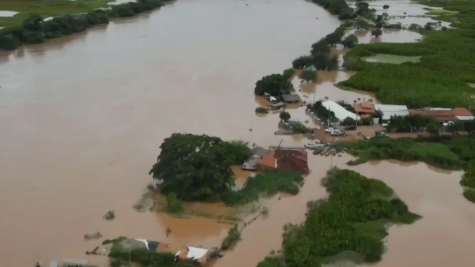 No Piauí, Teresina decreta situação de emergência em decorrência das chuvas