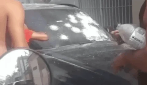 Homem é morto a tiros dentro de BMW blindada, no Rio de Janeiro