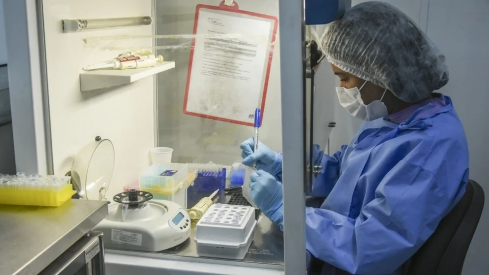 Amazonas é o segundo estado brasileiro em número de genomas do SARS-CoV-2, diz Fiocruz