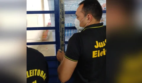 Em Coari-AM, operação ‘In Dextro Tempor’ suspende entrega de cartões de Auxílio Estadual e cesta básicas