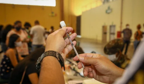 Semad exige vacinação contra a Covid-19 para servidores e terceirizados