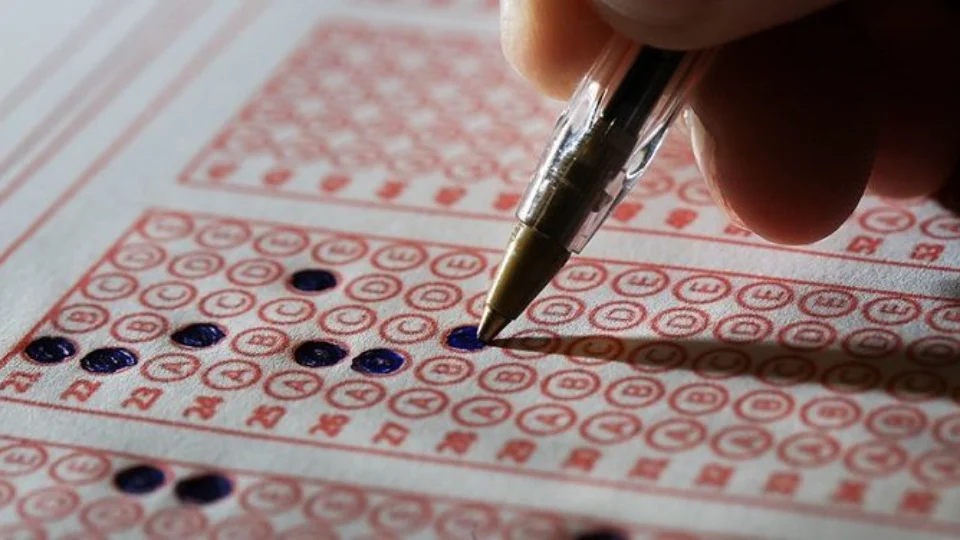 Em Manaus, homens são presos suspeitos de tentarem fraudar concurso da Polícia Militar do AM