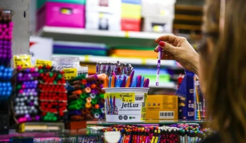 Materiais escolares podem ficar até 30% mais caros em 2022