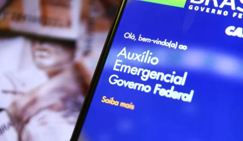 Auxílio emergencial 2021 acaba esse mês