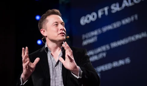 SpaceX de Elon Musk reestabelece internet na Ucrânia via Starlink