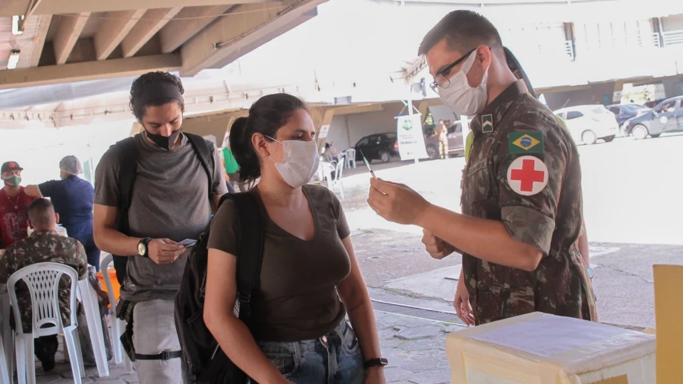 Manaus terá cinco pontos estratégicos de vacinação contra a Covid-19 nesta segunda