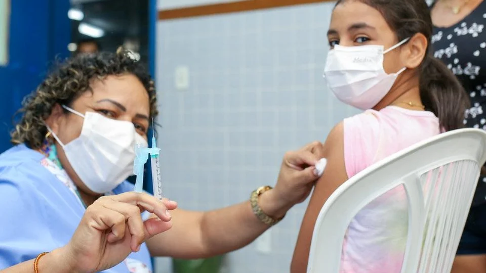 Manaus terá 14 pontos de vacinação contra a Covid-19 neste sábado