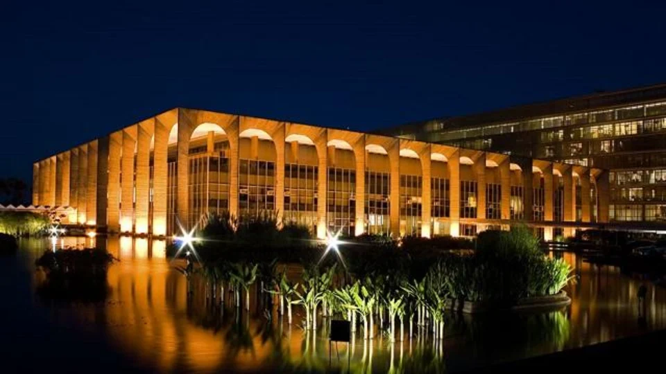 Itamaraty transmite condolências aos afegãos e condena atentados em Cabul