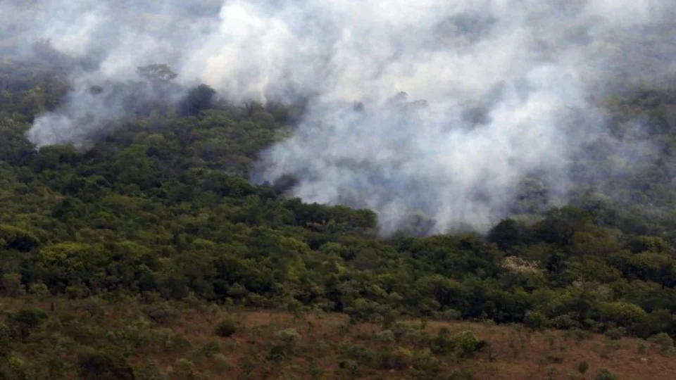 Focos de incêndio começam a ser controlados  na Chapada dos Veadeiros, em Goiás
