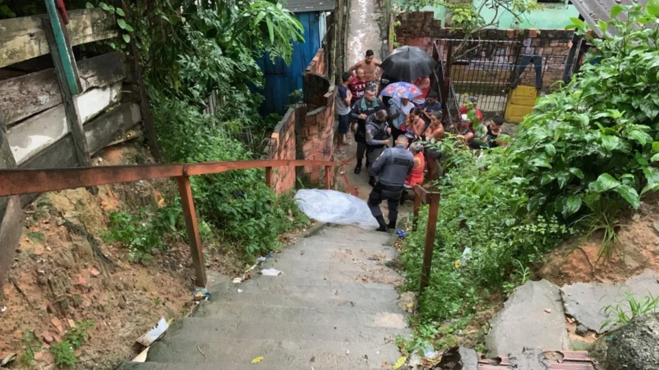 Homem é morto em frente de sua casa na Zona Sul de Manaus