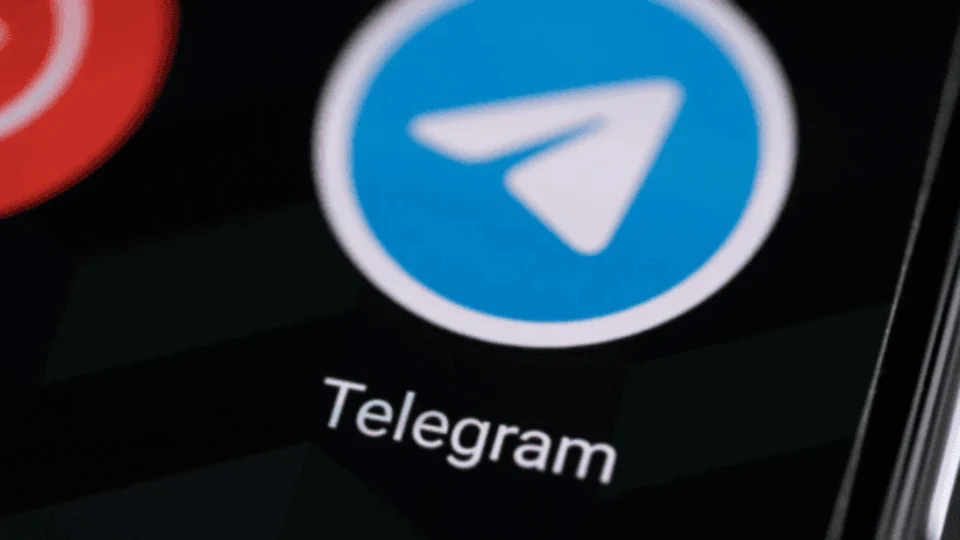 Telegram tem 24 horas para bloquear perfis que divulgam informações falsas, determina STF