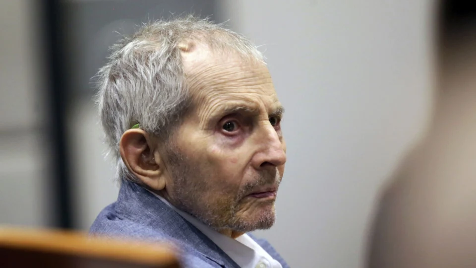Robert Durst, milionário condenado por matar amiga e esposa morre aos 78 anos, nos EUA