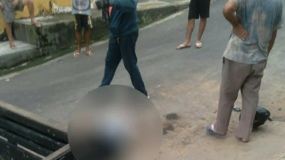 Assaltante é surpreendido e morto a tiros ao tentar roubar policial militar no bairro Ouro Verde, em Manaus