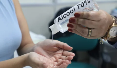 FVS alerta para cuidados durante festas de fim de ano para evitar disseminação da Covid e outros vírus respiratórios, no AM