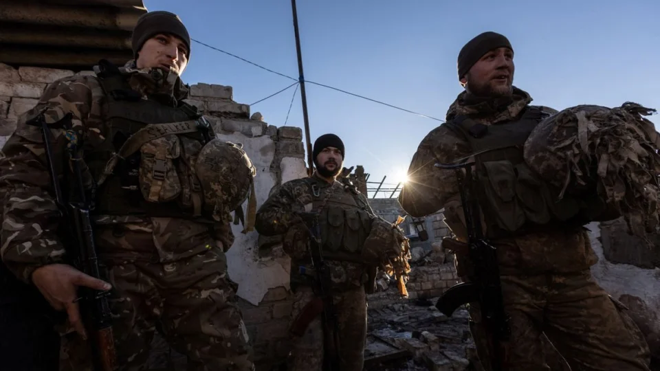 Embaixada do Brasil pede atenção aos brasileiros que estão na Ucrânia