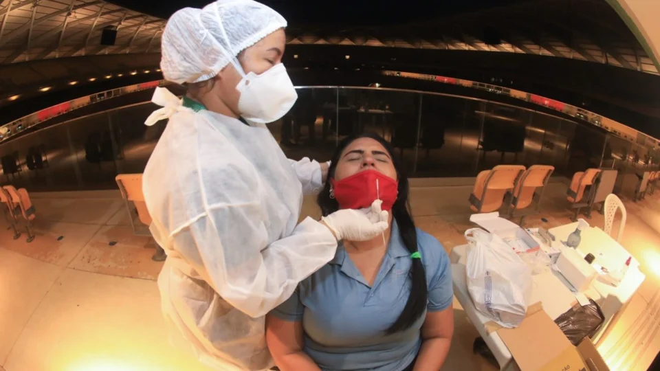 Testes da Covid-19 já iniciaram em pessoas que participarão do evento na Arena da Amazônia