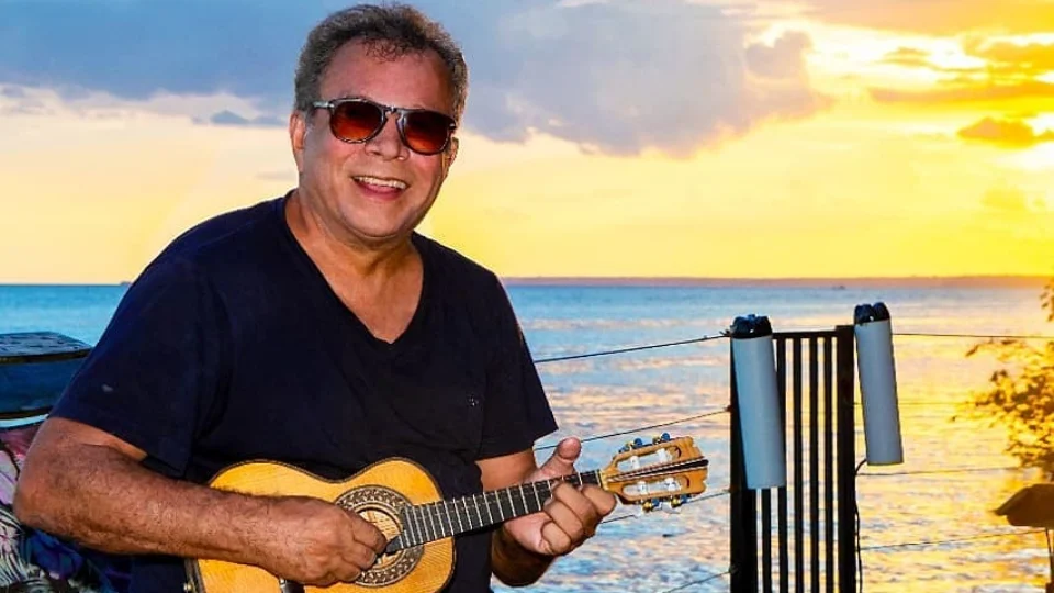 Corpo de Murilo Rayol é velado na funerária Canaã, em Manaus