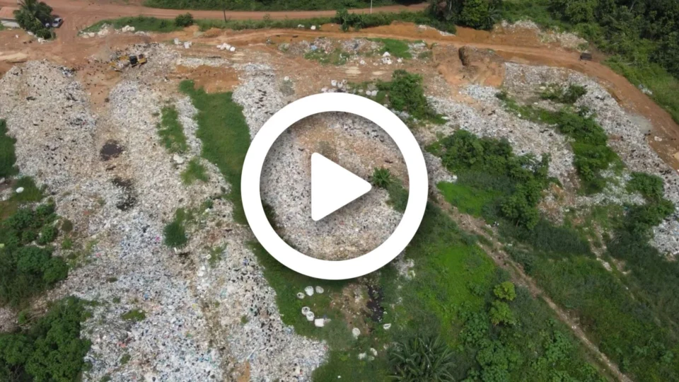 VÍDEO: incomodados, moradores da cidade de Iranduba-AM pedem que lixão seja desativado