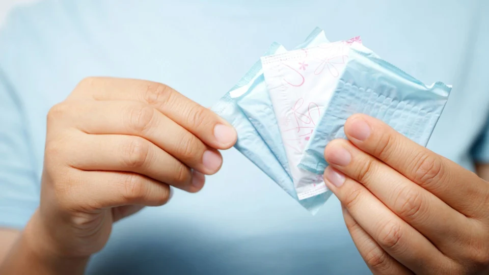 Senado analisará PL que distribui absorventes para estudantes e mulheres de baixa renda