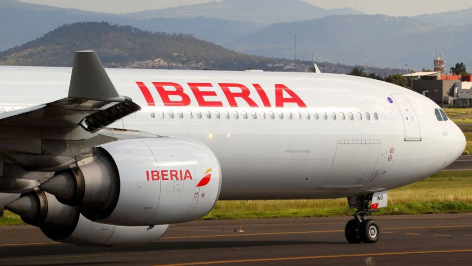 Companhia aérea Iberia é notificada pelo Procon/SP após cancelar promoções de passagens