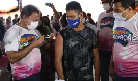 Mais de 3 mil pessoas são vacinadas contra Covid em casas de show de Manaus