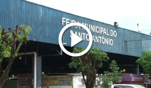 VÍDEO: feira do Santo Antônio sofre com a chuva em Manaus