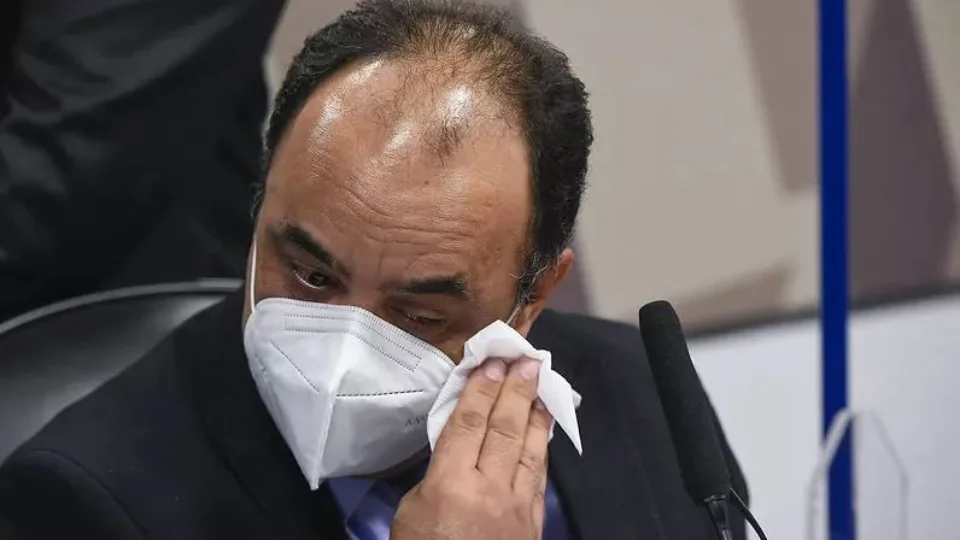 Reverendo chora na CPI e pede desculpas