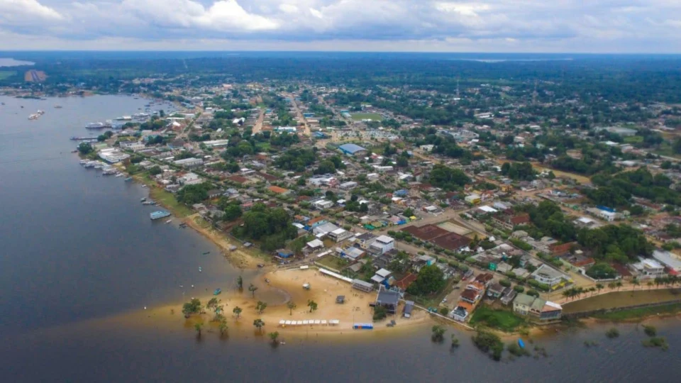 Prefeitura de Maués, no AM, pretende gastar R$ 4,2 milhões com 21,9 mil cartuchos e toners para impressoras